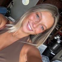 Thumbnail of Jasmyn  G.