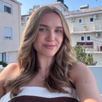 Thumbnail of Hannah P.