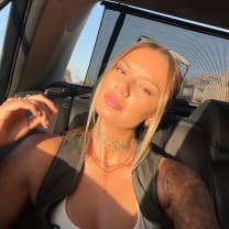 Thumbnail of Daisy F.