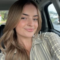 Thumbnail of Isabella S.