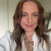 Thumbnail of Amy b.