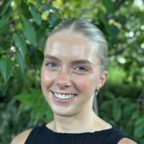 Thumbnail of Elyse R.