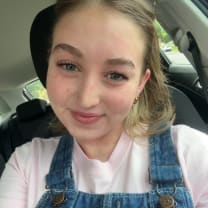 Thumbnail of Daisy H.