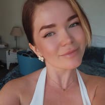 Thumbnail of Nicolette T.