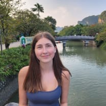 Thumbnail of Kirsten V.
