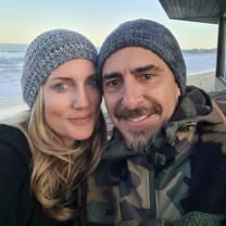 Thumbnail of Victoria & Roger D.