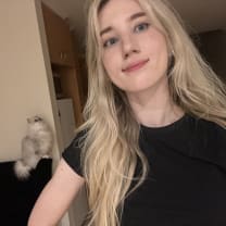 Thumbnail of Nadia P.