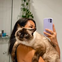 Thumbnail of Larissa W.