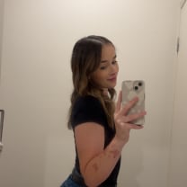 Thumbnail of Isabella D.
