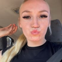 Thumbnail of tyra h.