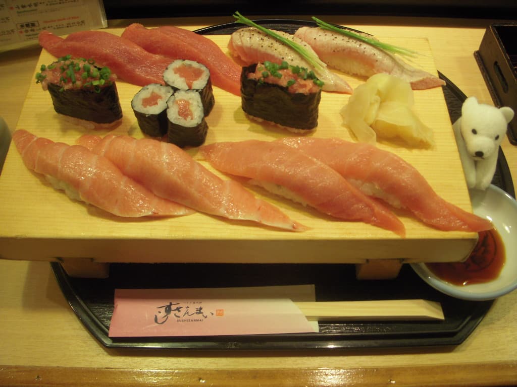 Maguro-zanmai is the ultimate menu for tuna lovers