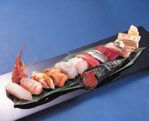 Seasonal Omakase (Chef’s Choice) Sushi Nigiri - Bargain price with unbelievable selection of neta (seafood topping)