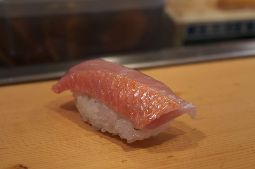 If you learn about seasonal fish, you can maximize your pleasure at Sushi Dai