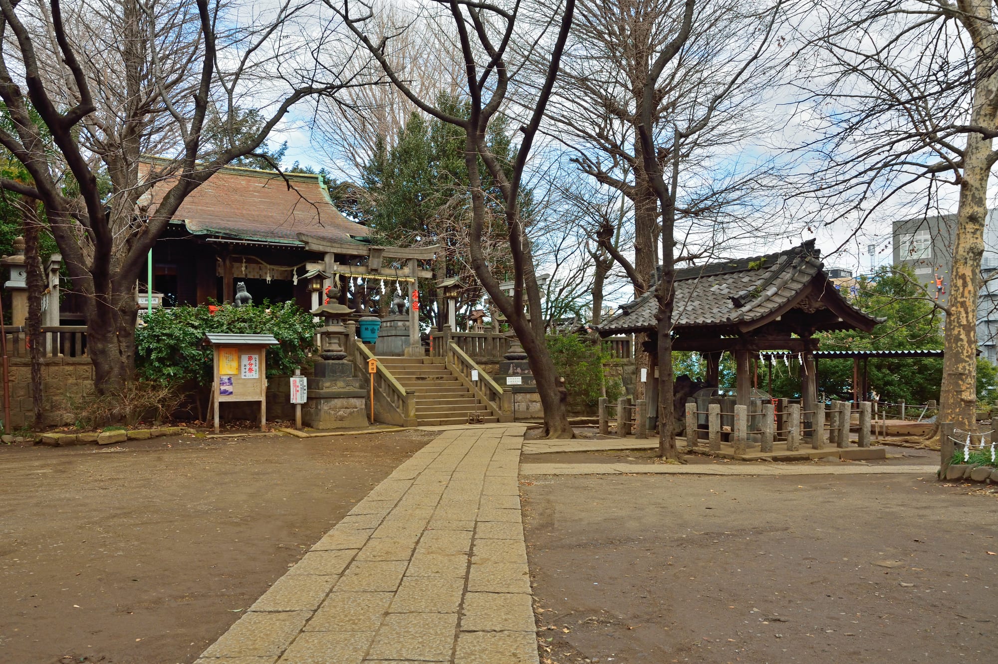 About “Suwa” Shrine２