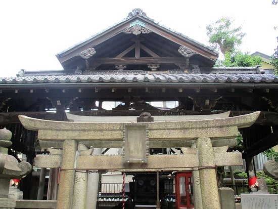 About “Hikan Inari” Shrine