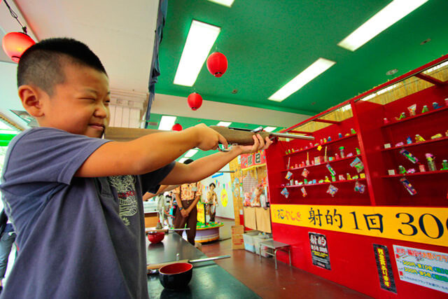 Enjoy Japanese Festival Atmosphere at the “Ennichi” Section.