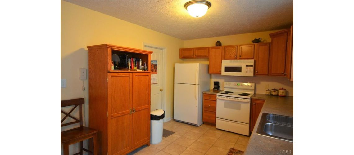 1083 Middleview Drive, Forest, VA