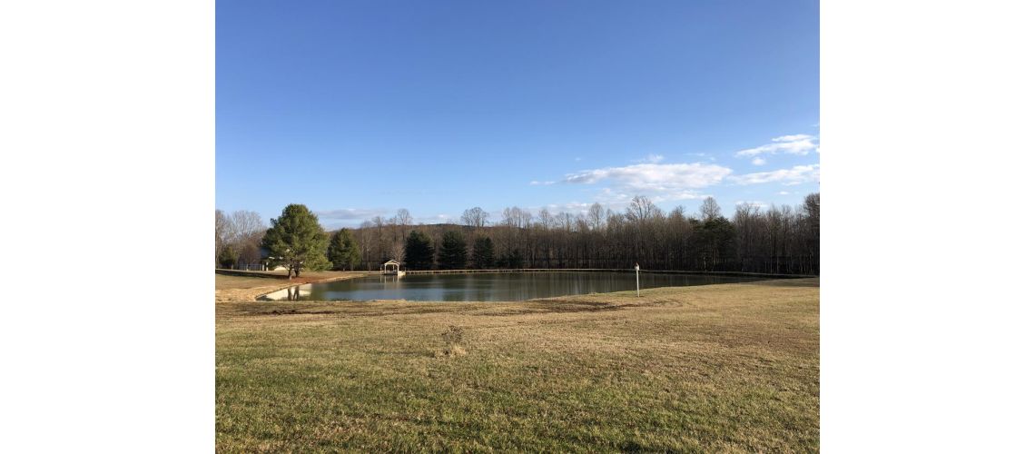 8877 Village Highway, Concord, VA
