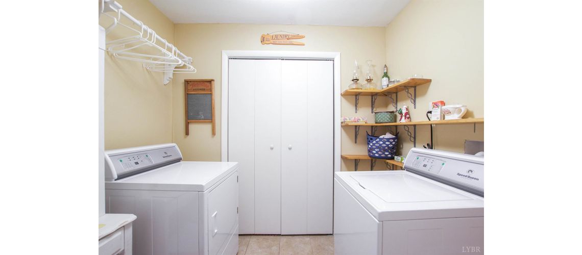 735 Sandhill Drive, Lynchburg, VA