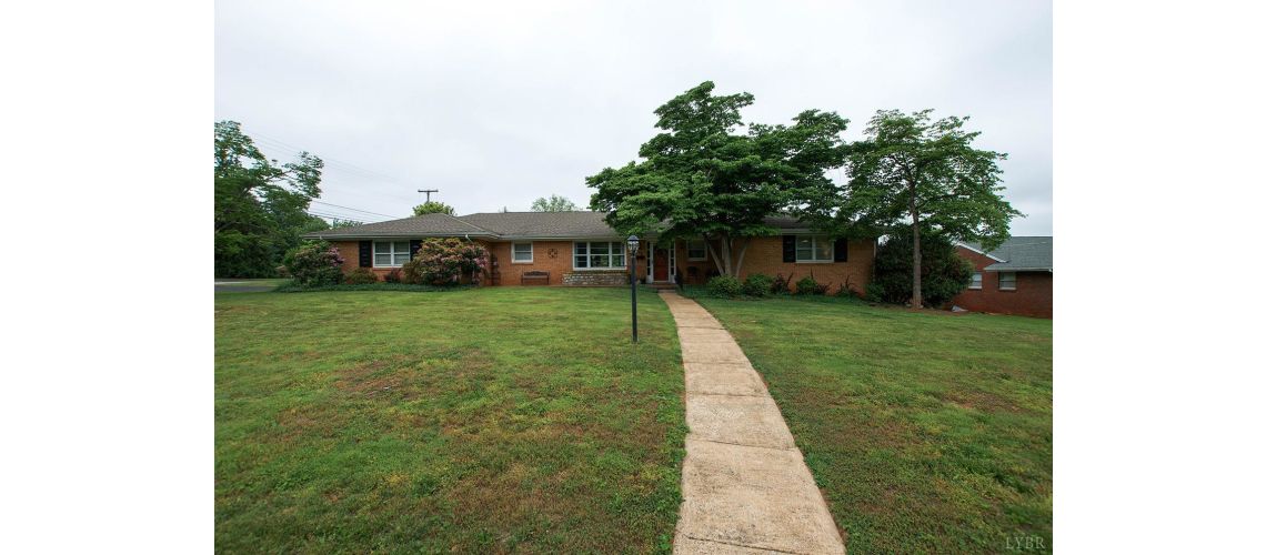 735 Sandhill Drive, Lynchburg, VA