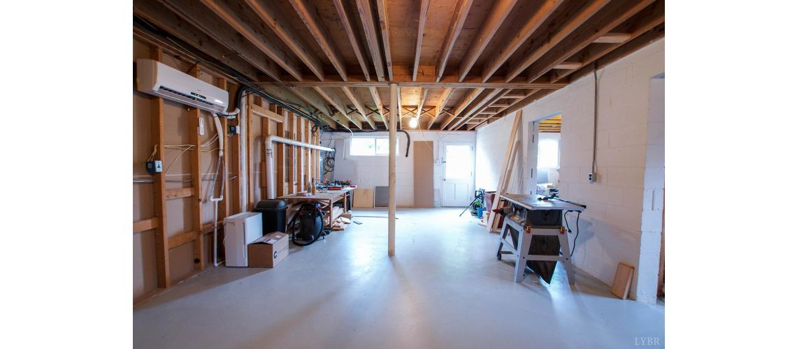 735 Sandhill Drive, Lynchburg, VA