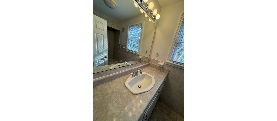 2109 MacLeod
, Lynchburg, VA