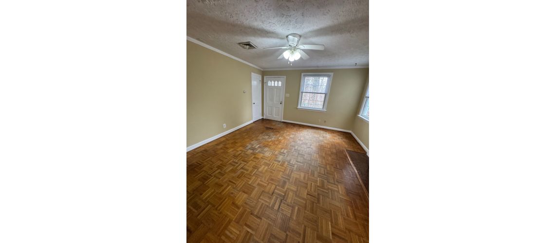 2109 MacLeod
, Lynchburg, VA