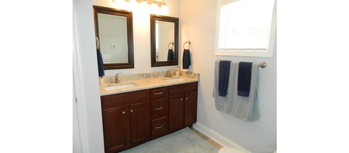 1201 Commonwealth Cir, Forest, VA