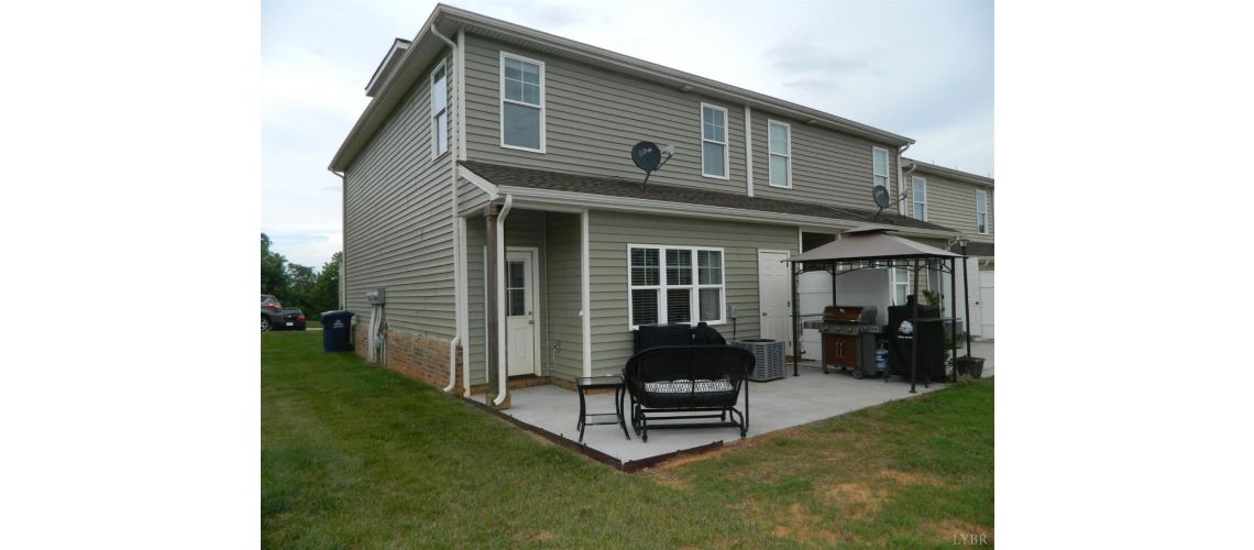 1201 Commonwealth Cir, Forest, VA