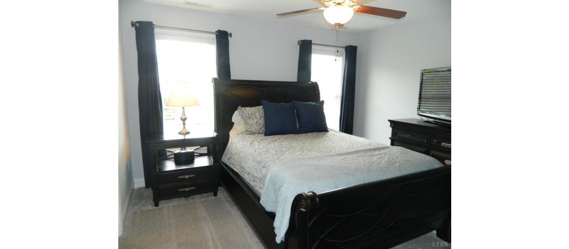 1201 Commonwealth Cir, Forest, VA