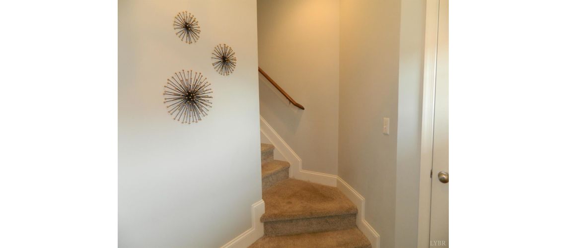 1201 Commonwealth Cir, Forest, VA