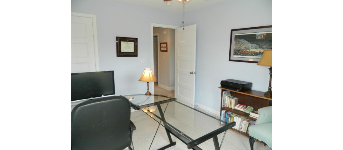 1201 Commonwealth Cir, Forest, VA