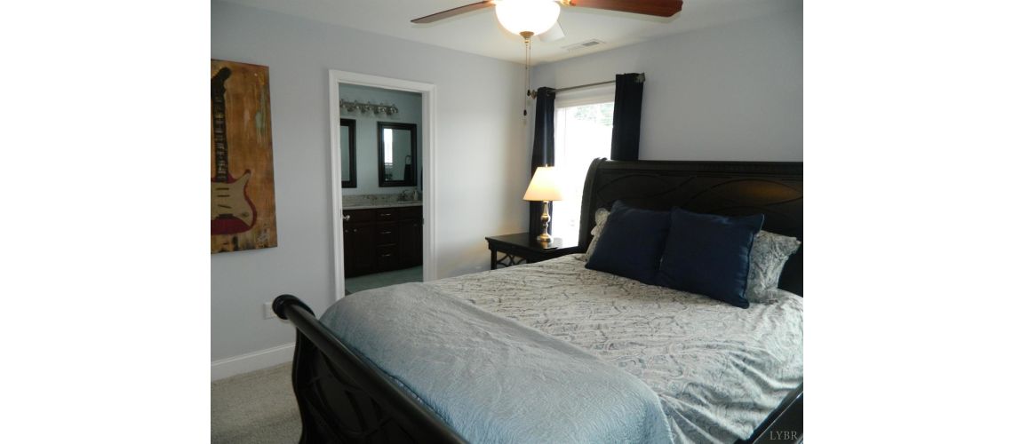 1201 Commonwealth Cir, Forest, VA