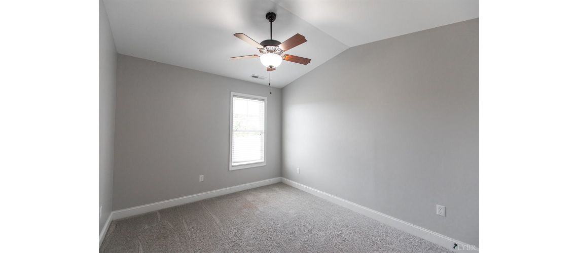 1205 Commonwealth Cir, Forest, VA