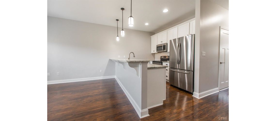 1205 Commonwealth Cir, Forest, VA