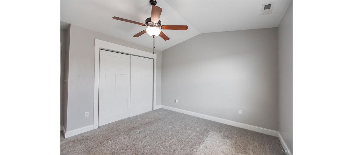 1205 Commonwealth Cir, Forest, VA