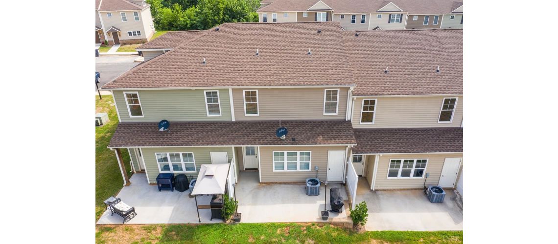 1205 Commonwealth Cir, Forest, VA