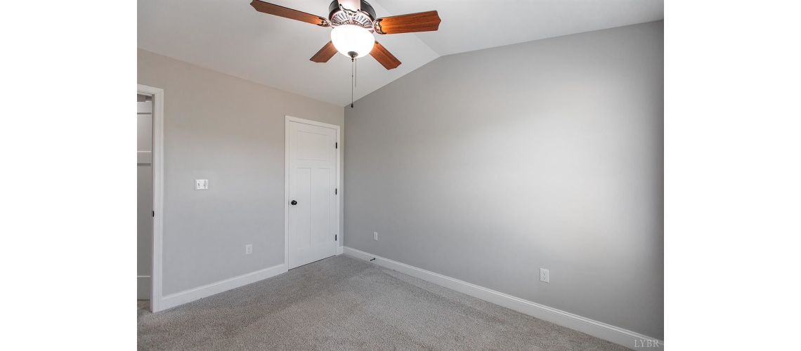 1205 Commonwealth Cir, Forest, VA