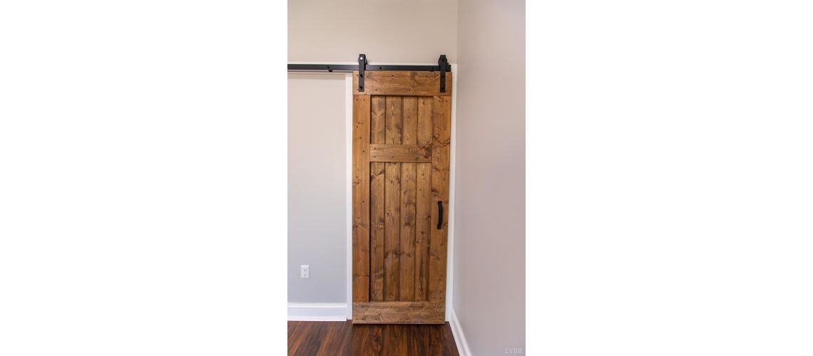 1205 Commonwealth Cir, Forest, VA