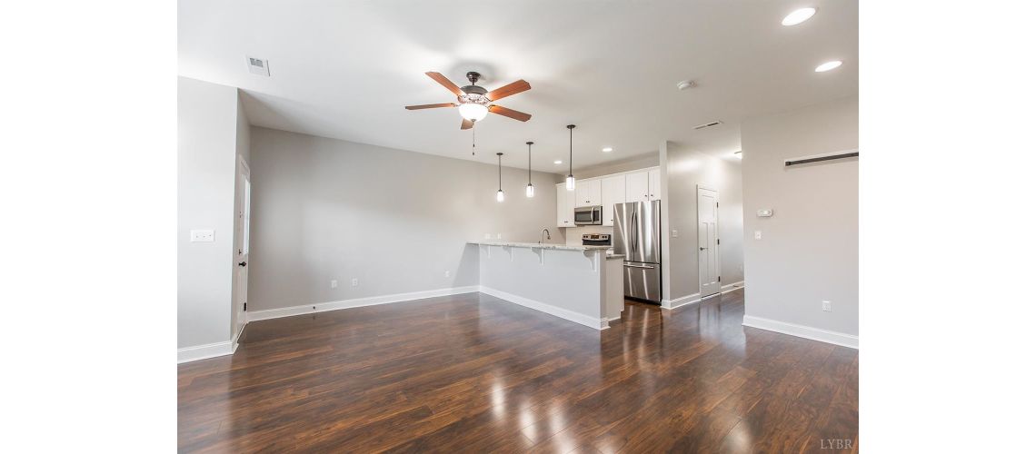 1205 Commonwealth Cir, Forest, VA