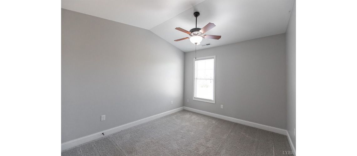 1205 Commonwealth Cir, Forest, VA