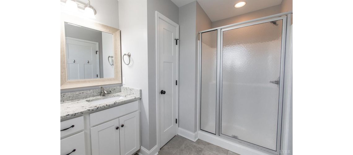 1205 Commonwealth Cir, Forest, VA