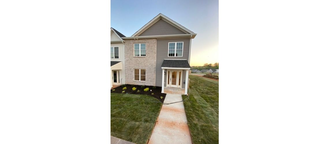 1012 Brownstone Lane, Forest, VA