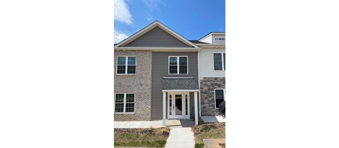 1020 Brownstone Lane, Forest, VA