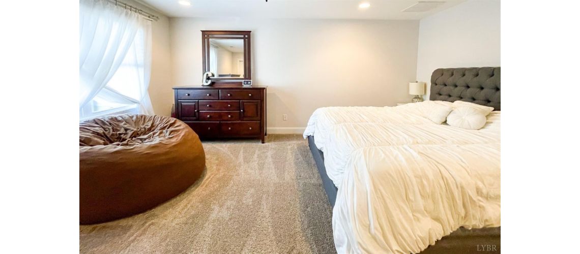 1011 Graystone Lane, Forest, VA