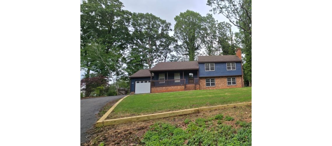 1085 Ivy Woods Drive, Forest, VA