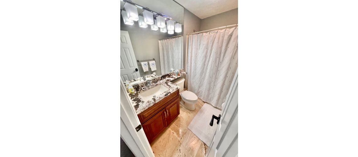 306 Ivy Lake Drive, Forest, VA