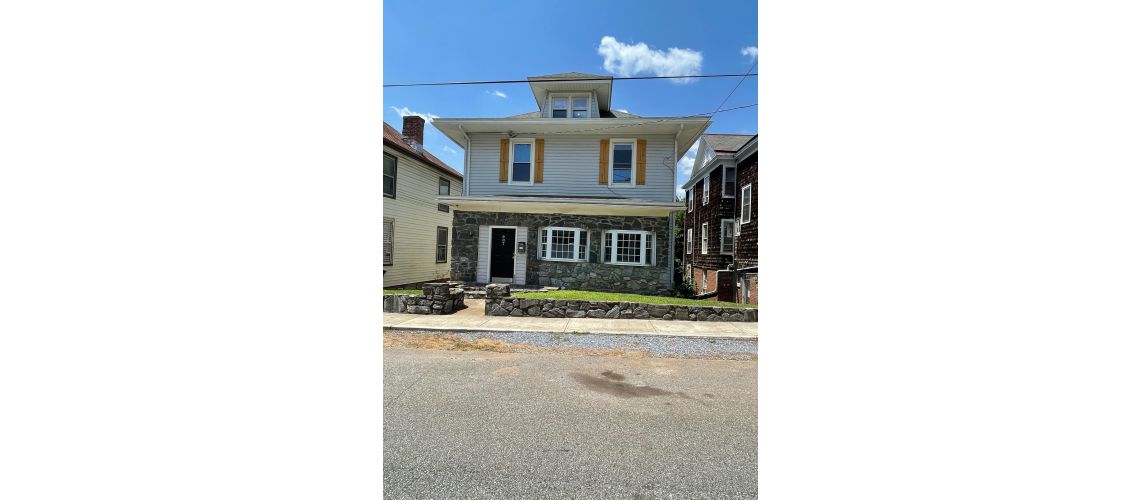 607 Victoria Avenue, Lynchburg, VA