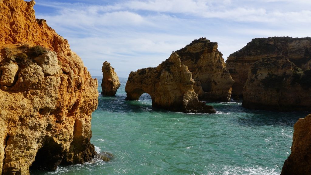 The beaches of Faro and Algarve (image published via Pixabay)