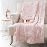 ALLYSON faux fur throw in pink 130 x 170 cm ALLYSON faux fur throw in pink 130 x 170 cm